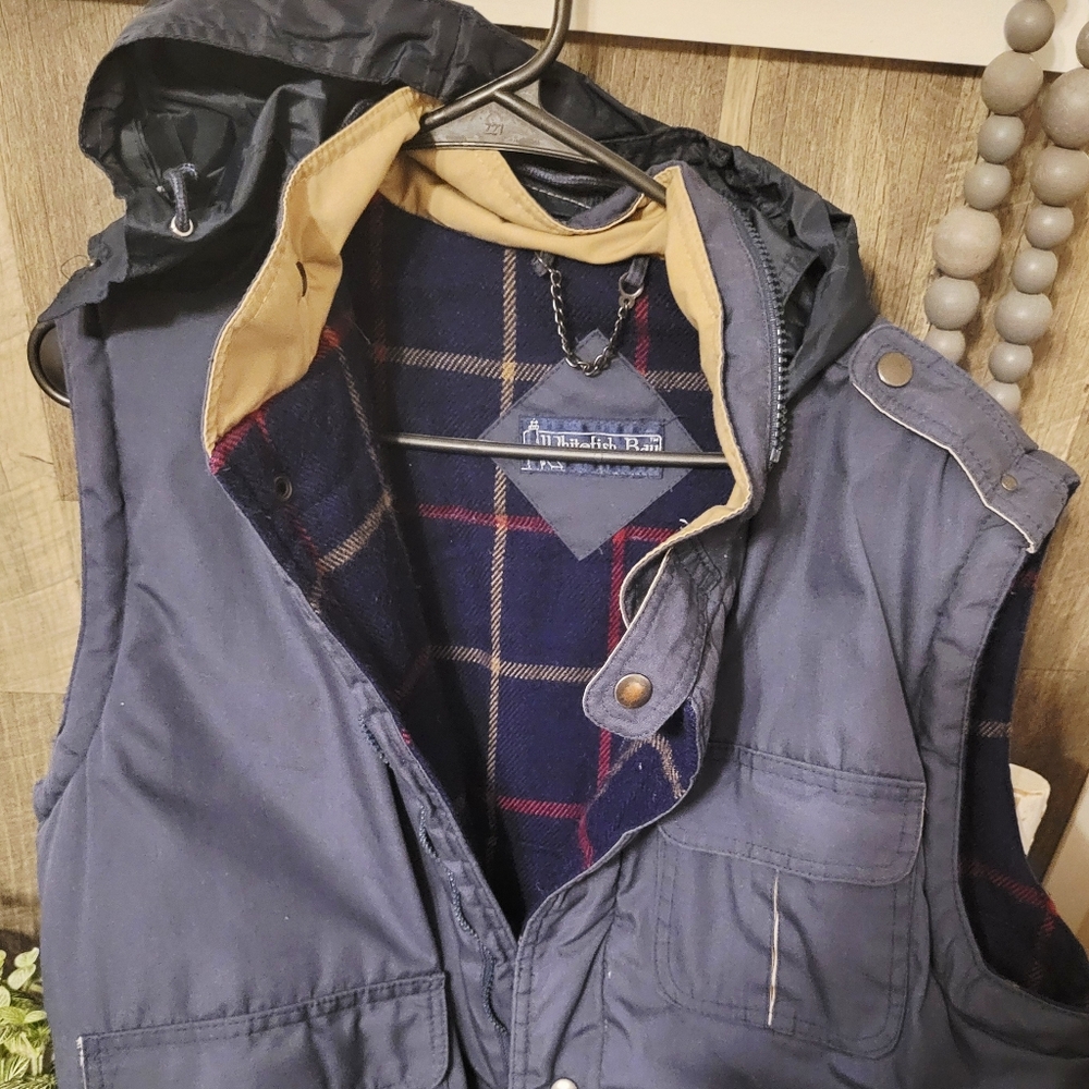 Vintage Whitefish Bay Mens Puffer Utility/Fishing Vest Size M Plaid Flannel
